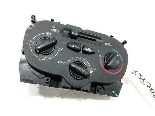 Used Climate control PEUGEOT 206 Hatchback (2A/C) [1998-2012]  30988525