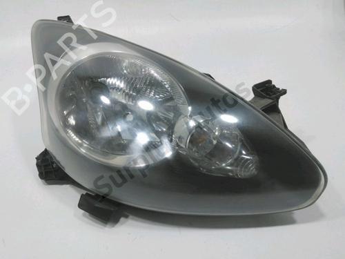 Used Right headlight Right headlight TOYOTA AYGO (_B1_) 1.0 (KGB10_, KGB10R) (68 hp) 33867807 33867807