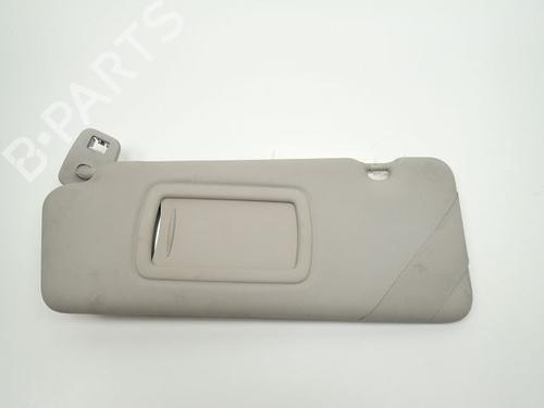 Used Right sun visor Right sun visor 31002250 31002250