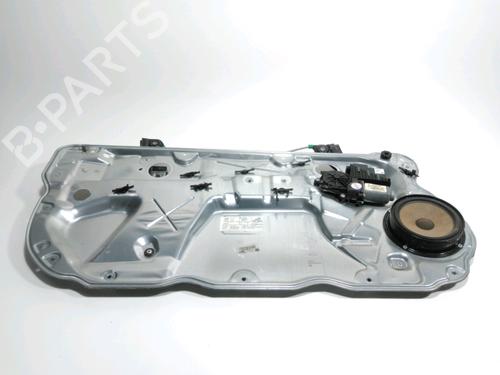 Fensterheber links vorne für VW POLO IV (9N_, 9A_) 1.9 TDI (101 hp) 28241160