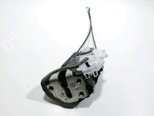 Used Rear left lock TOYOTA YARIS (_P13_) 1.5 Hybrid (NHP130_, NHP130) (101 hp) 28255191