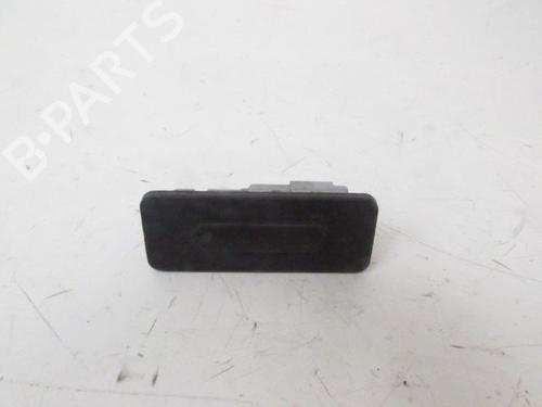 Used Switch RENAULT TWINGO III (BCM_, BCA_) 0.9 TCe 90 (BCM9, BCM2) (90 hp) 28258810