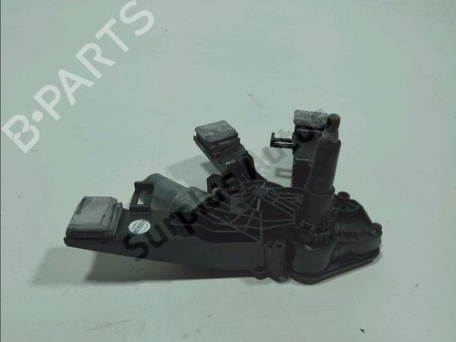 Used Rear wiper motor Rear wiper motor PEUGEOT 308 SW II (LC_, LJ_, LR_, LX_, L4_) 1.6 HDi / BlueHDi 115 (LCBHXM, LCBHXT) (115 hp) 32261308 32261308
