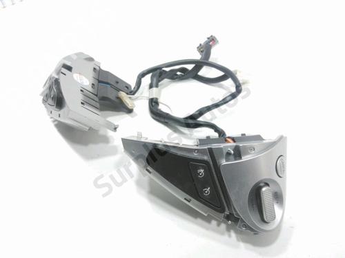 Comutador NISSAN JUKE (F15) 1.2 DIG-T (115 hp) 32402099