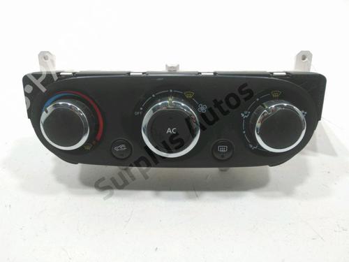 Used Climate control RENAULT CLIO IV (BH_) 0.9 TCe 90 (BHNF, BHMA, BHMH, BHJK, BHJR) (90 hp) 30988877
