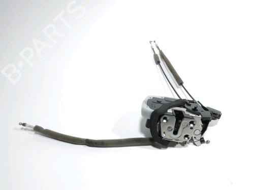 Rear left lock NISSAN JUKE (F15) 1.5 dCi | BP28255208C100