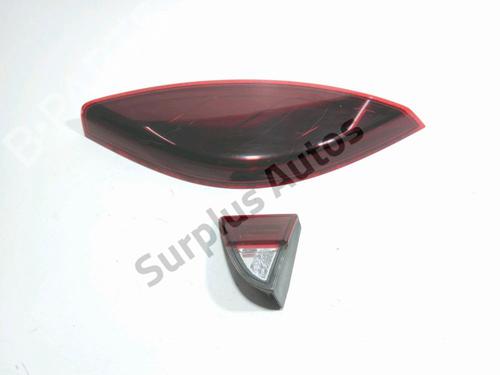 right-tailgate-light-renault-megane-cc-ez01_-2010-2011-2012-2013-2014-2015-32488802 main image