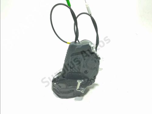 Højre bagtil lås Højre bagtil lås TOYOTA YARIS (_P13_) 1.5 Hybrid (NHP130_, NHP130) (101 hp) 39706724 39706724