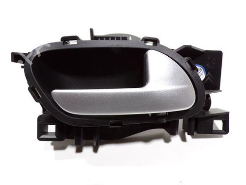 Used Rear right interior door handle Rear right interior door handle 37779652 37779652