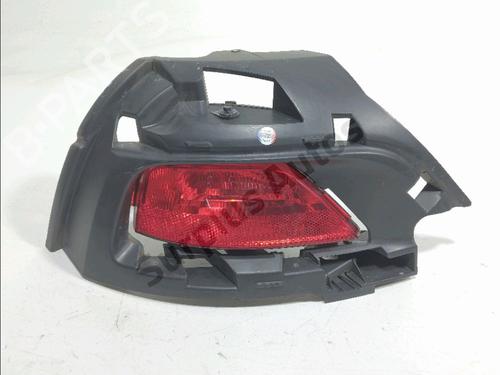 rear-fog-light-dacia-sandero-ii-2012-39260827 main image