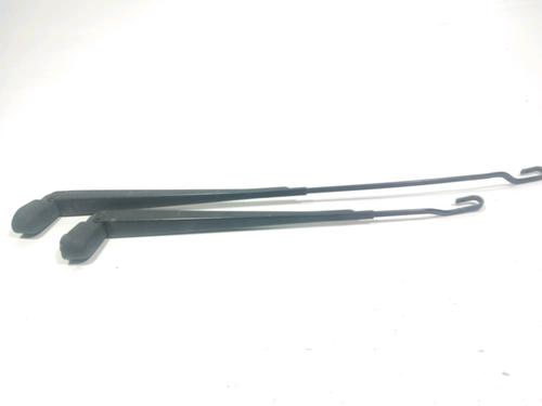 Used Front windshield wiper arm RENAULT SCÉNIC I MPV (JA0/1_, FA0_) 1.9 D (JA0J, FA0J) (64 hp) 28271724