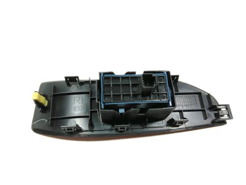 Right front window switch TOYOTA VERSO (_R2_) 2.0 D-4D (AUR20_, AUR20R) | BP37772919I26 - Image 2