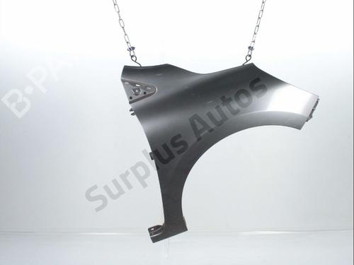 Used Right front fenders Right front fenders RENAULT CLIO IV (BH_) 1.5 dCi 90 (90 hp) 33750296 33750296