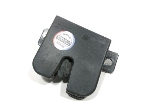 Used Tailgate lock VW CADDY III Box Body/MPV (2KA, 2KH, 2CA, 2CH) 1.6 TDI (102 hp) 28262040