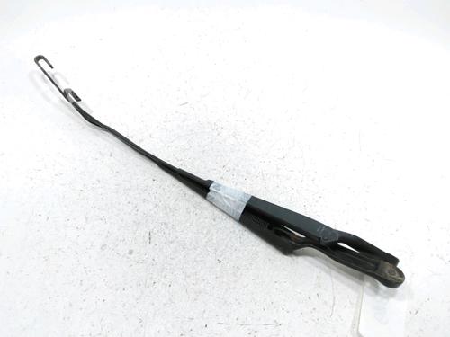 Used Front windshield wiper arm VW GOLF IV (1J1) 1.9 TDI (115 hp) 31007582