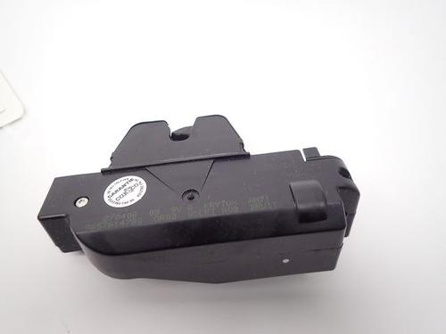 Used Tailgate lock PEUGEOT 1007 (KM_) 1.6 16V (109 hp) 31001624