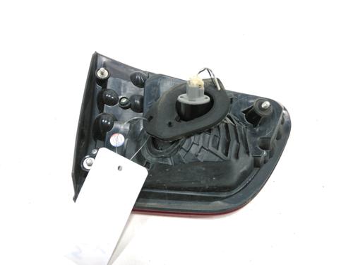 Right tailgate light PEUGEOT 4007 (VU_, VV_) 2.2 HDi | BP31005676C80