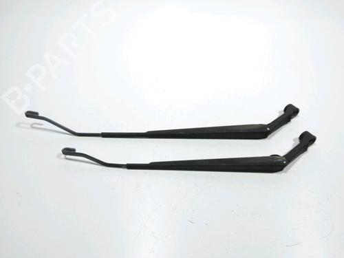 Used Front windshield wiper arm TOYOTA YARIS VERSO (_P2_) 1.4 D-4D (NLP20_, NLP22_) (75 hp) 28271839