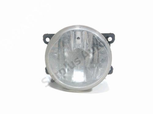 right-front-fog-light-peugeot-2008-i-cu_-2013-39707089 main image