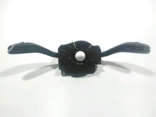 Used Steering wheel controls VW POLO IV (9N_, 9A_) 1.2 12V (69 hp) 28226857