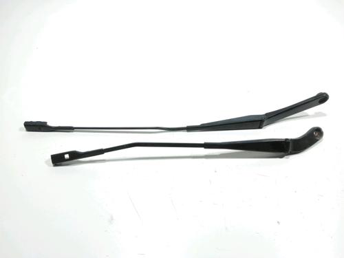 Used Front windshield wiper arm AUDI A4 B8 (8K2) 2.0 TDI (136 hp) 28271713