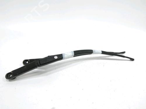 Used Front windshield wiper arm MAZDA 6 Hatchback (GH) 2.2 MZR-CD (GH10) (125 hp) 31007623
