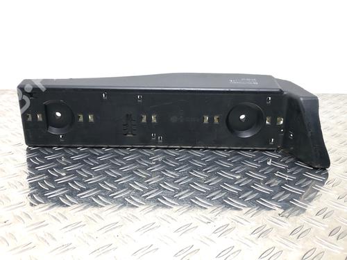 Used Lamp holder MERCEDES-BENZ S-CLASS (W116) 280 SE, SEL (116.024, 116.025) (185 hp) 32135699