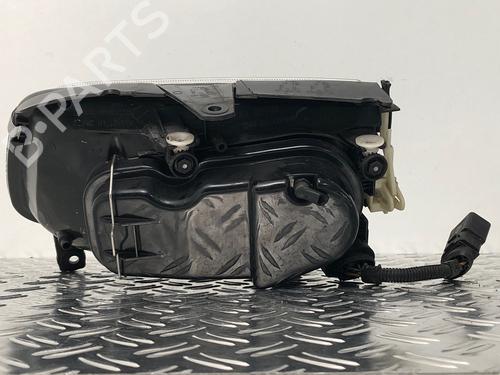 Right headlight VW POLO (6N2) 1.4 16V | BP29031856C29 