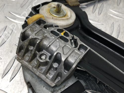 Front right window mechanism BMW 5 (E60) 520 i | BP29031242C23 