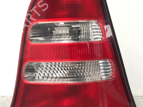 Feu arrière droit MERCEDES-BENZ A-CLASS (W168) A 160 CDI (168.006) (75 hp) 29031222