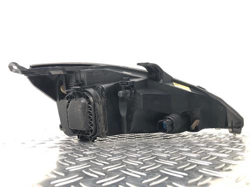 Faro izquierdo FORD FOCUS I (DAW, DBW) 1.4 16V | BP29032134C28