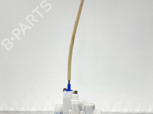 Used Front right lock OPEL COMBO Box Body/MPV (X12) 2.0 CDTI (B05) (135 hp) 30146938