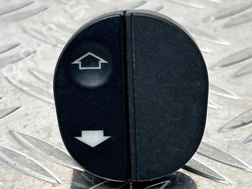 Used Right front window switch Right front window switch FORD FIESTA V (JH_, JD_) 1.4 16V (80 hp) 39956980 39956980