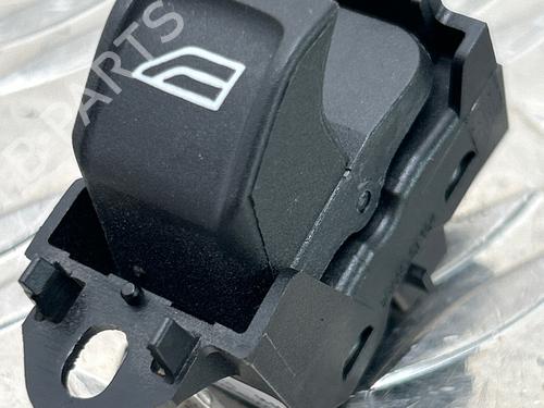 Right front window switch VOLVO V70 III (135) 2.0 | BP39513100I26 - Image 2
