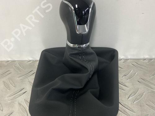 Used Gear lever SEAT IBIZA V (KJ1, KJG) 1.0 TSI (95 hp) 29036818