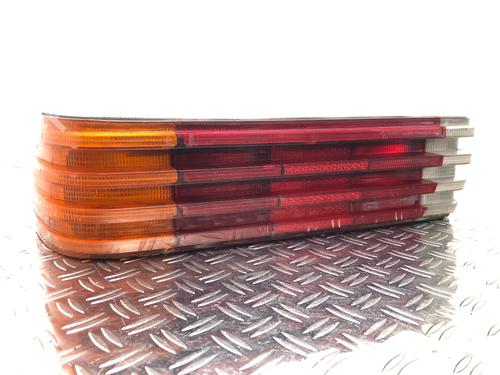 Venstre baglygte MERCEDES-BENZ S-CLASS (W116) 280 SE, SEL (116.024, 116.025) (185 hp) 32135701