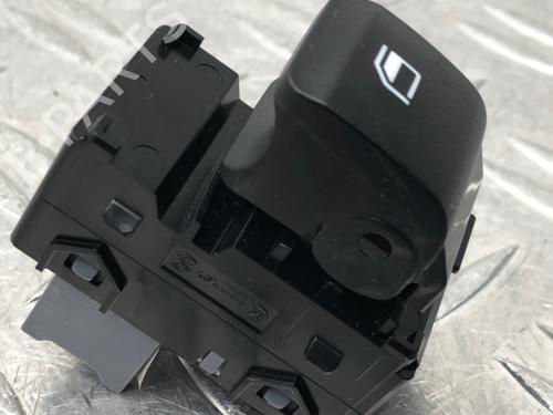 Right front window switch HYUNDAI i20 III (BC3, BI3) 1.0 T-GDI | BP29210355I26 