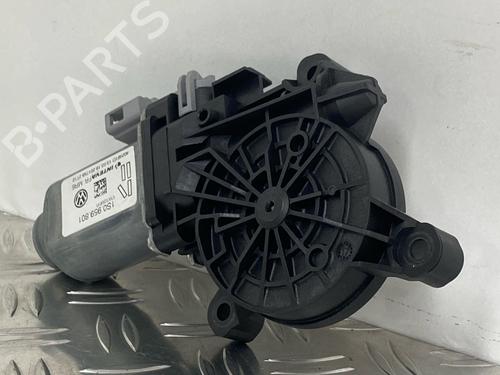Rudehejsemotor forskærm højre VW UP! (121, 122, BL1, BL2, BL3, 123) 1.0 (60 hp) 29031665