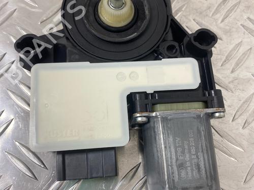 Left front window motor SEAT IBIZA V (KJ1, KJG) 1.0 TSI | BP29037181E21 