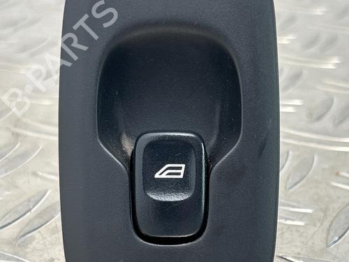 Mando elevalunas trasero izquierdo Mando elevalunas trasero izquierdo VOLVO XC90 I (275) T6 AWD (272 hp) 34009742 34009742