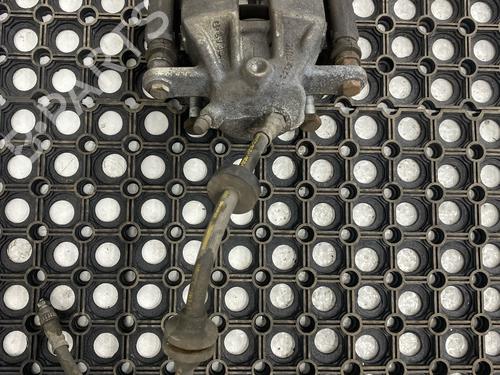 Venstre bremsekaliper foran RENAULT CLIO IV Grandtour (KH_) 0.9 TCe 75 (KHNP) (76 hp) 29034172