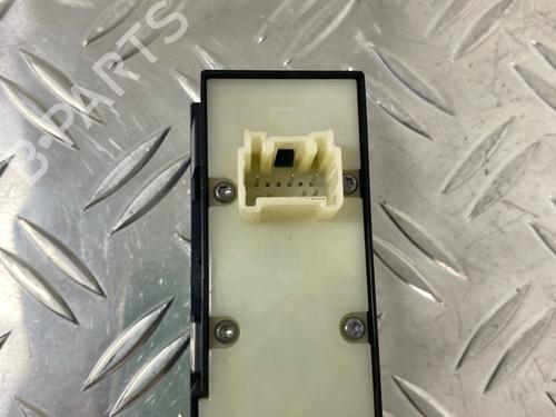 Spak kontakt MAZDA 2 (DE_, DH_) 1.3 MZR (DE3FS) | BP29037983I30 