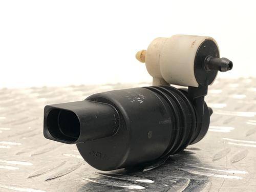 Washer pump VW TOURAN (1T1, 1T2) 1.6 | BP29031634E24 