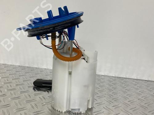 Pompe à carburant SEAT LEON ST (5F8) 1.8 TSI (180 hp) 29035177