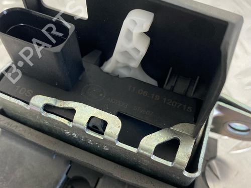 Tailgate lock VW POLO VI (AW1, BZ1, AE1) 1.0 TSI | BP29033208C101 