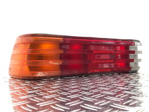 Venstre baglygte MERCEDES-BENZ S-CLASS (W116) 280 SE, SEL (116.024, 116.025) (185 hp) 32135700