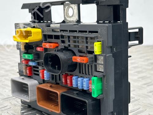 Fuse box PEUGEOT PARTNER Box Body/MPV 1.6 HDi | BP38537495E1 - Image 3
