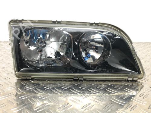 Used Right headlight VOLVO S40 I (644) 2.0 T4 (200 hp) 31919047