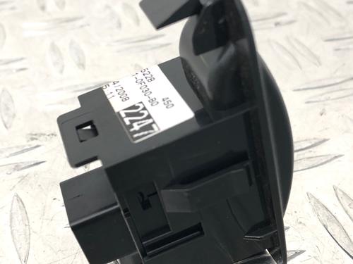 Højre bagtil elrude kontakt TOYOTA COROLLA Verso (ZER_, ZZE12_, R1_) 2.2 D-4D (AUR10_, AUR10R) | BP29034658I28 