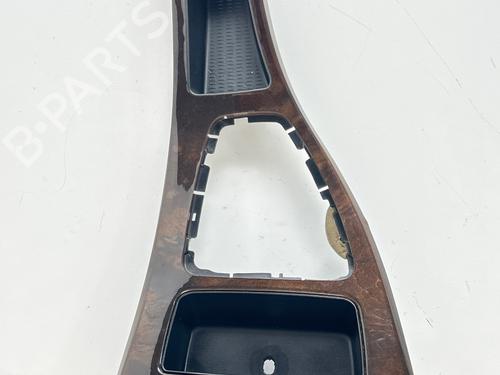 Console central Console central BMW 3 (E90) 318 i (143 hp) 33242919 33242919